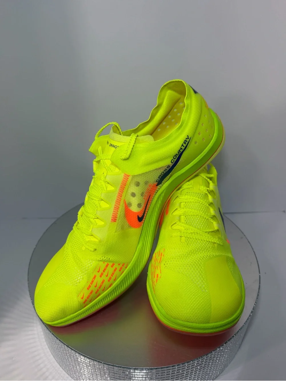 Nike Men’s Neon Yellow Zoom Racing Shoes size 12 new W